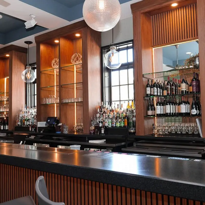 River 128 Restaurant