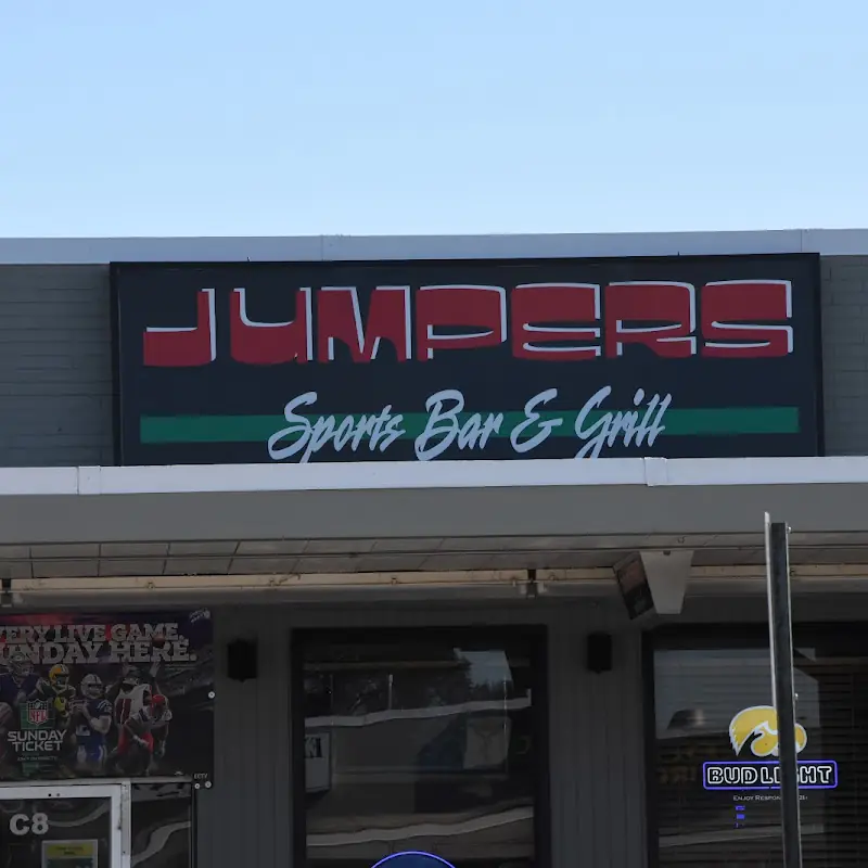 Jumpers Sports Bar & Grill