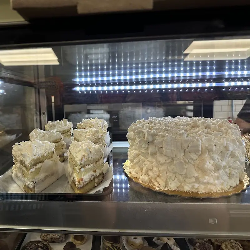 La Criolla Food Market