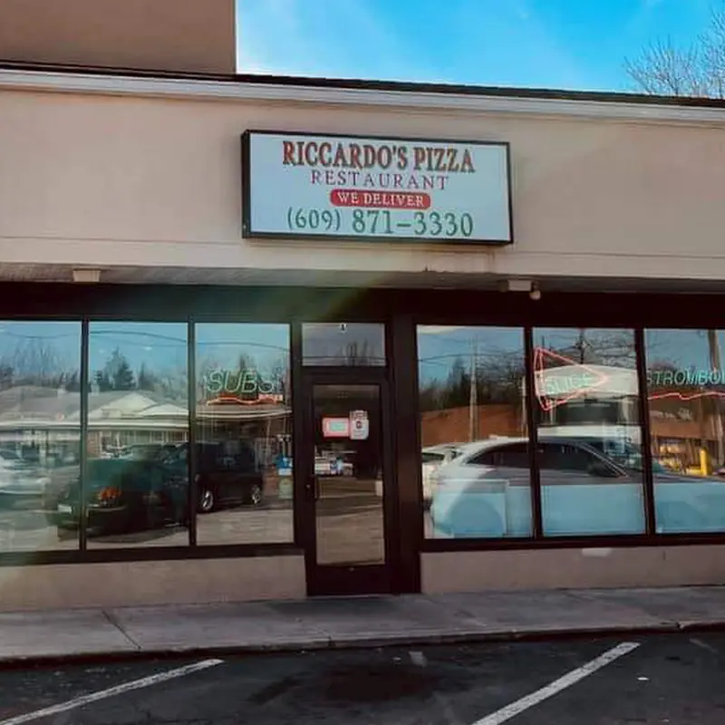 Riccardo's Pizza & Restaurant