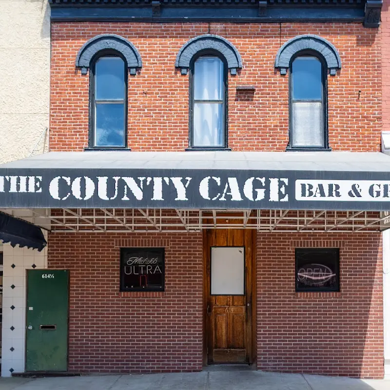 The County Cage | Bar & Grill