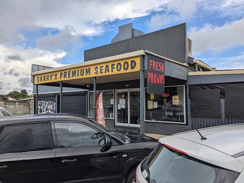 Fins Seafood Market & Takeaway