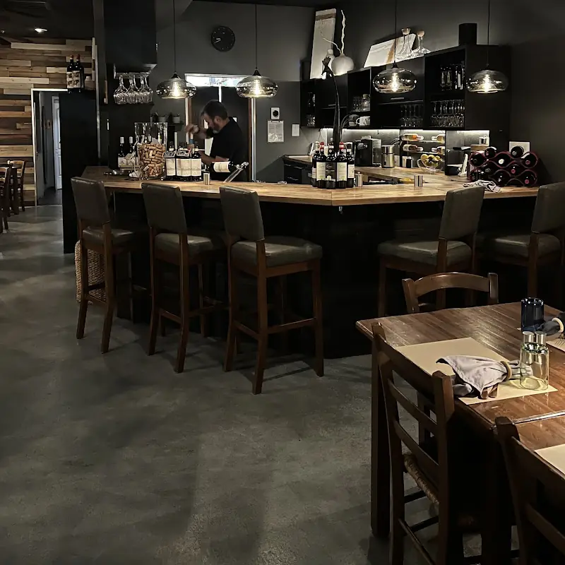Bacco Wine Cafe
