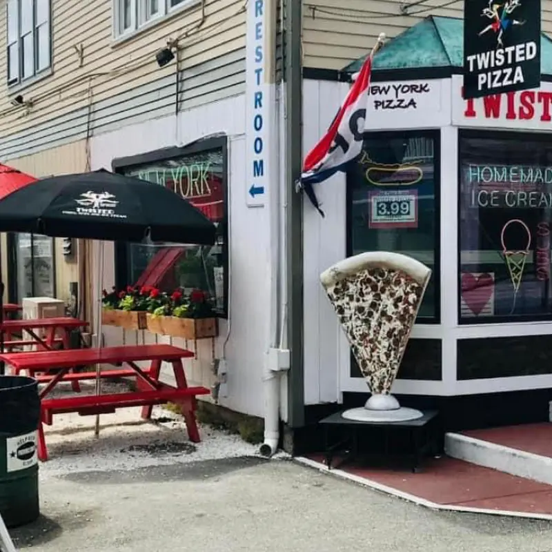 Twisted Pizza, Subs and Ice Cream