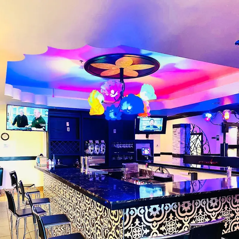 Mojitos Tacos Bar & Grill