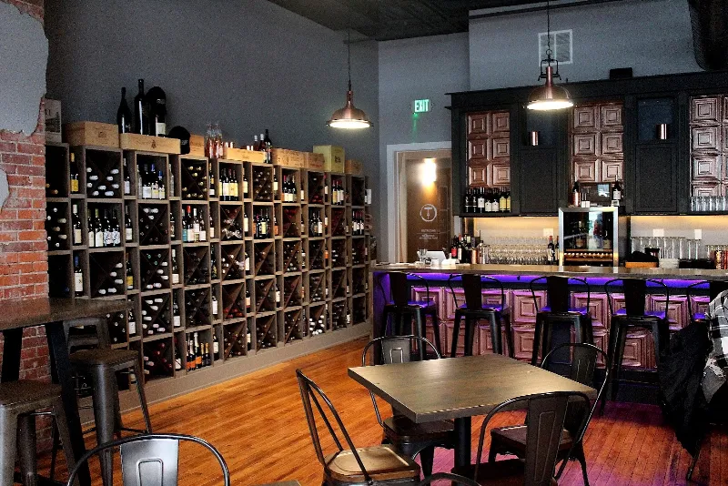 Tannin Wine Bar & Craft beer
