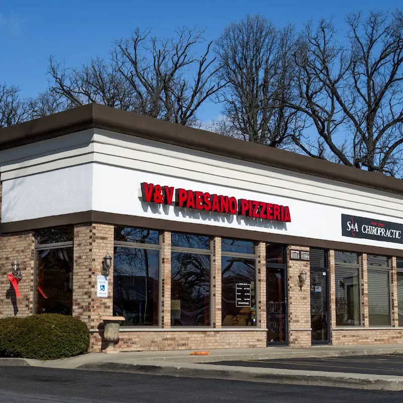 V & V Paesano Pizzeria