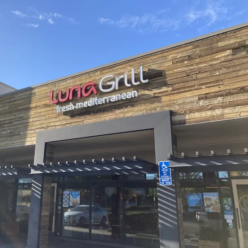 Luna Grill Sherman Oaks