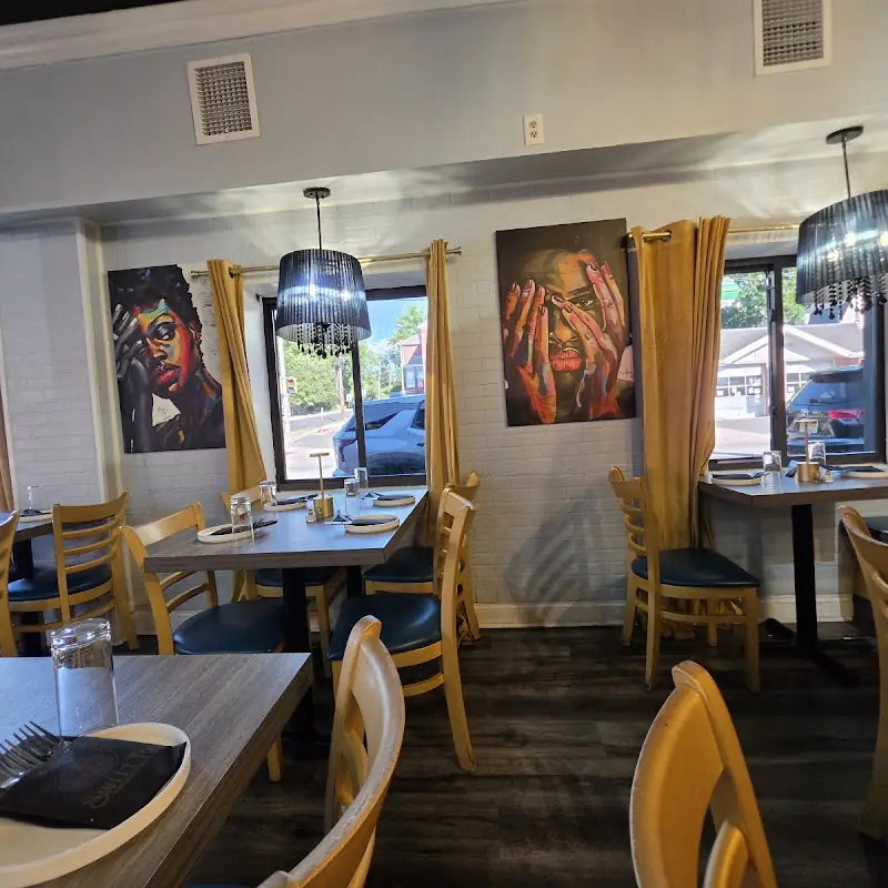 Sweet T's Southern Eatery Restaurant and Bar