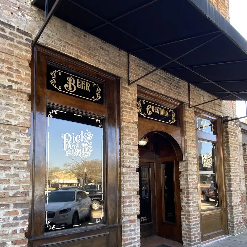 Rick's On the Square