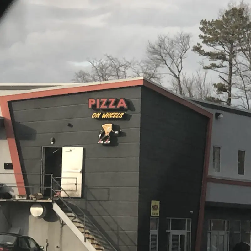 Pizza on Wheels