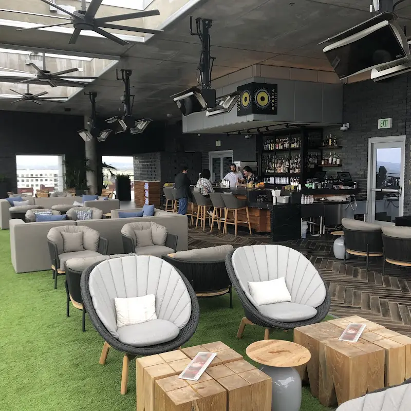 Otopia Rooftop Lounge