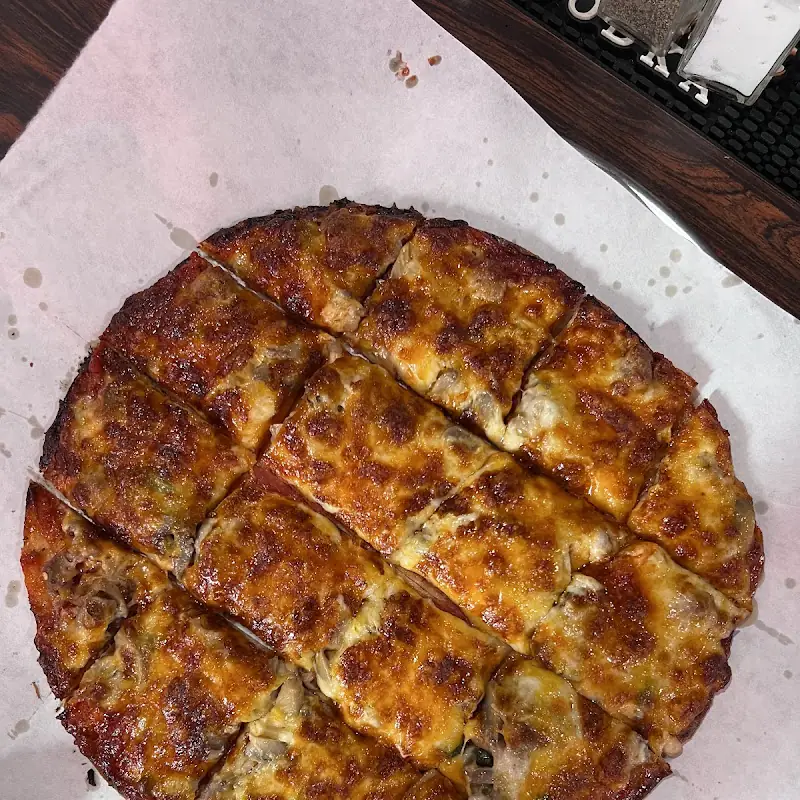 Bootleggers Bar & Grill