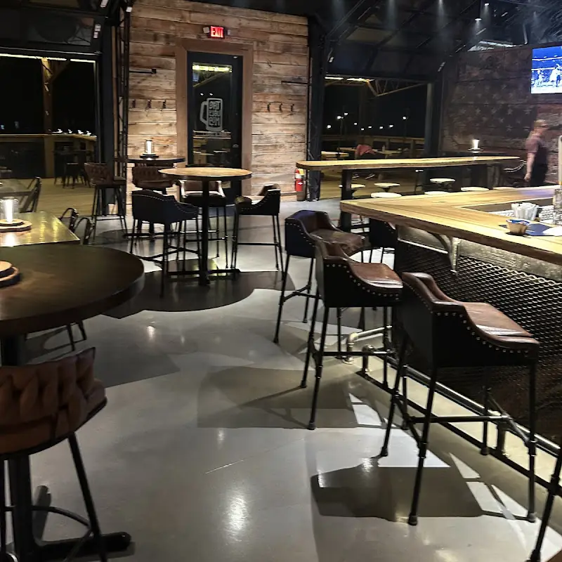 The Ugly Mug Bar & Grill