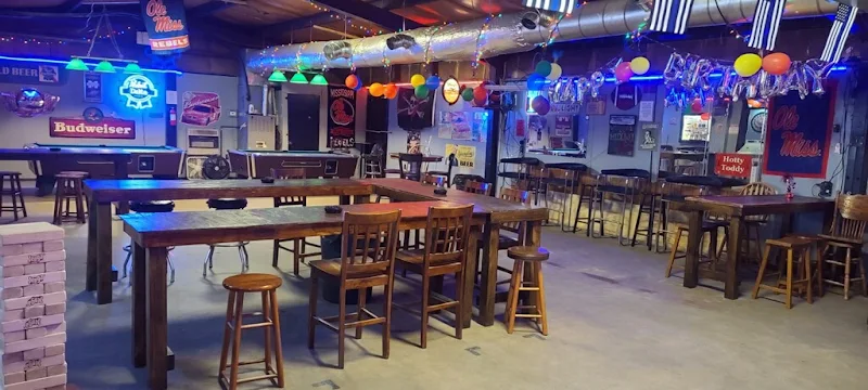 HIDEAWAY BAR