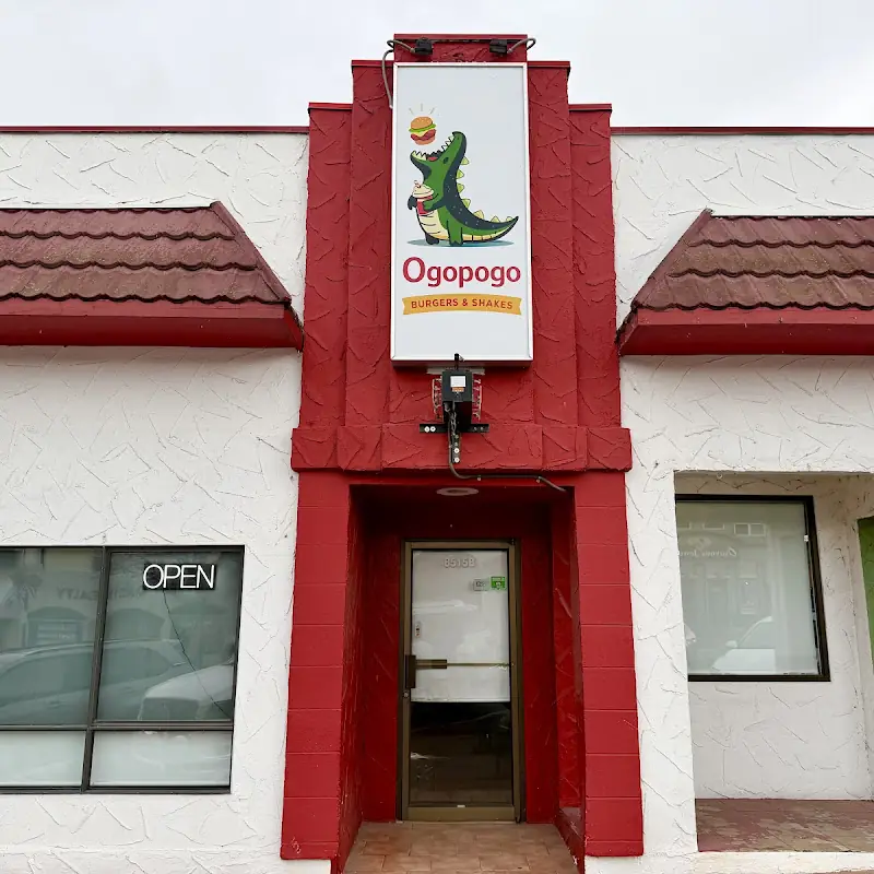OGOPOGO BURGERS & SHAKES