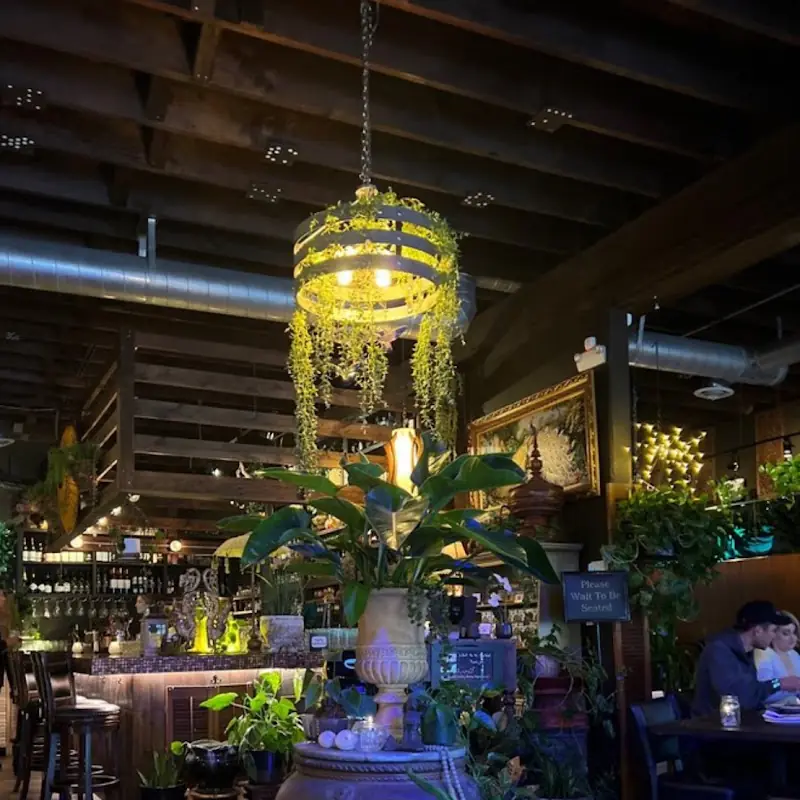 Top Burmese Bistro Royale