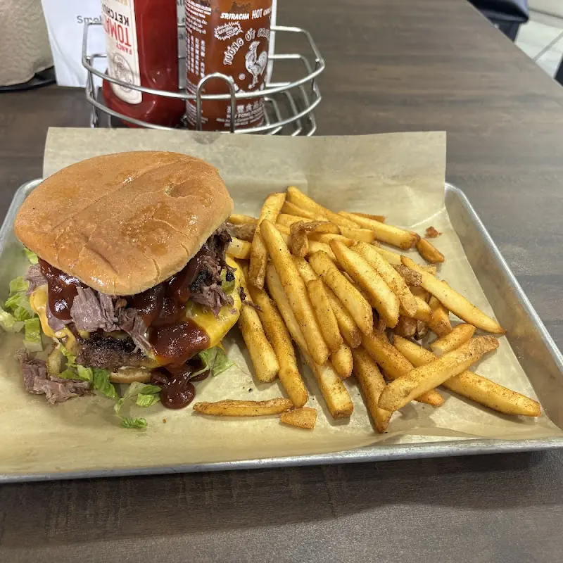 Pulled Chicken (Po-Boy)