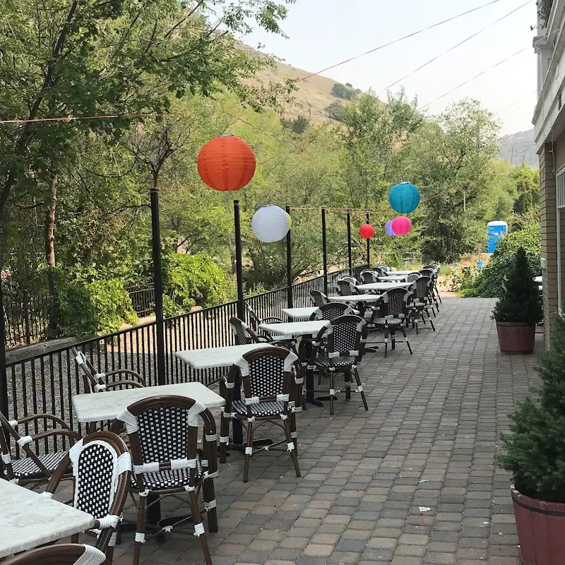Portneuf Grille & Lounge