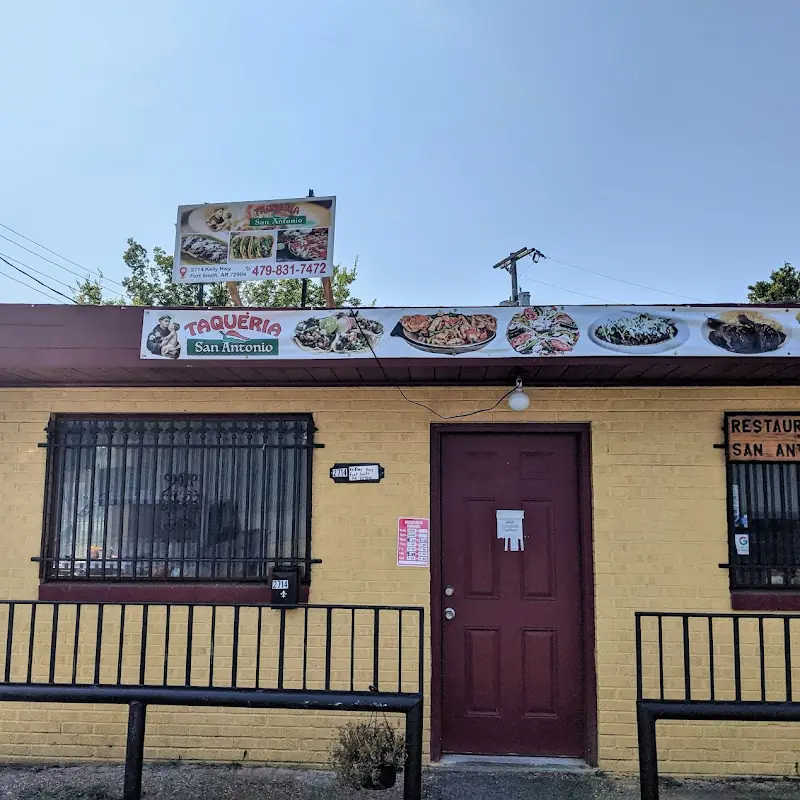 Las Azucenas