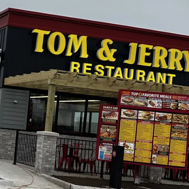 Tom & Jerry's