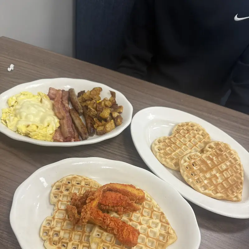 Nana's Eats & Treats