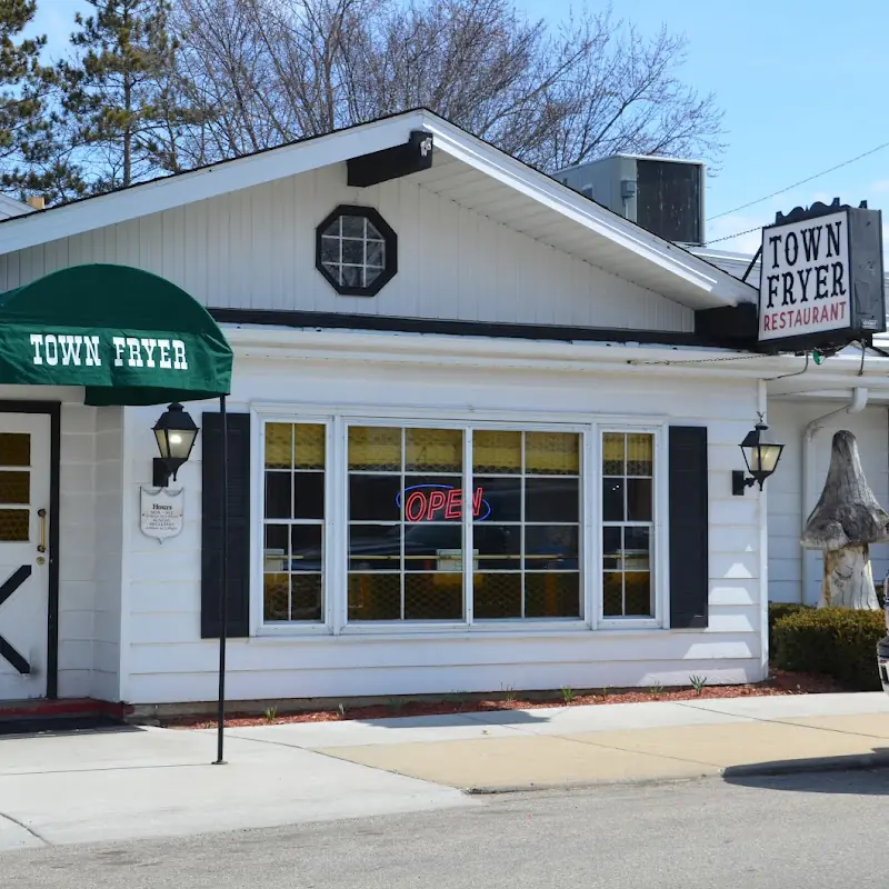 Sheila Mae's Town Fryer