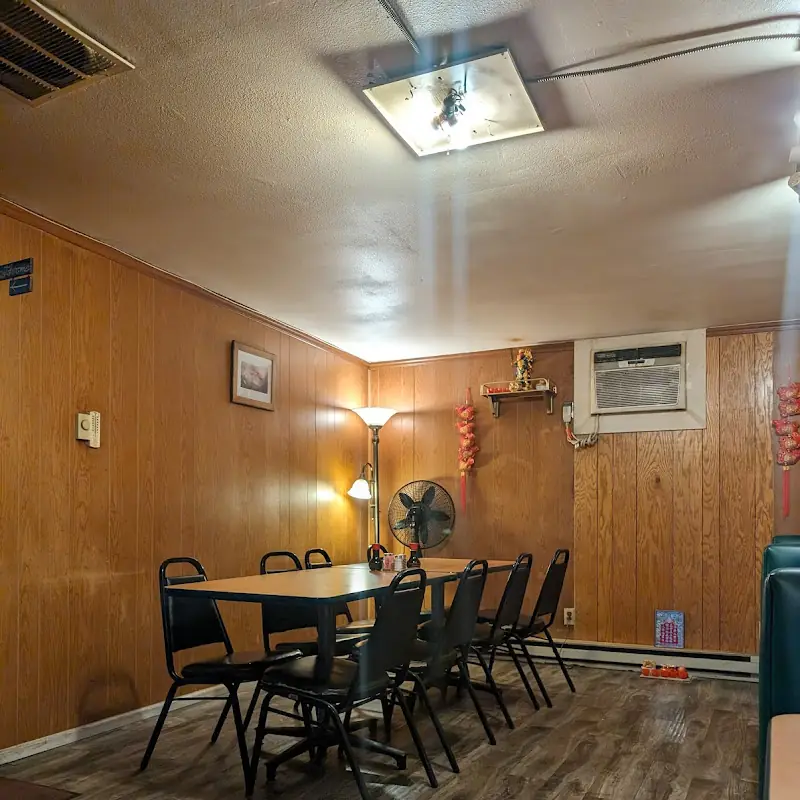 Wally's Chinese Kitchen