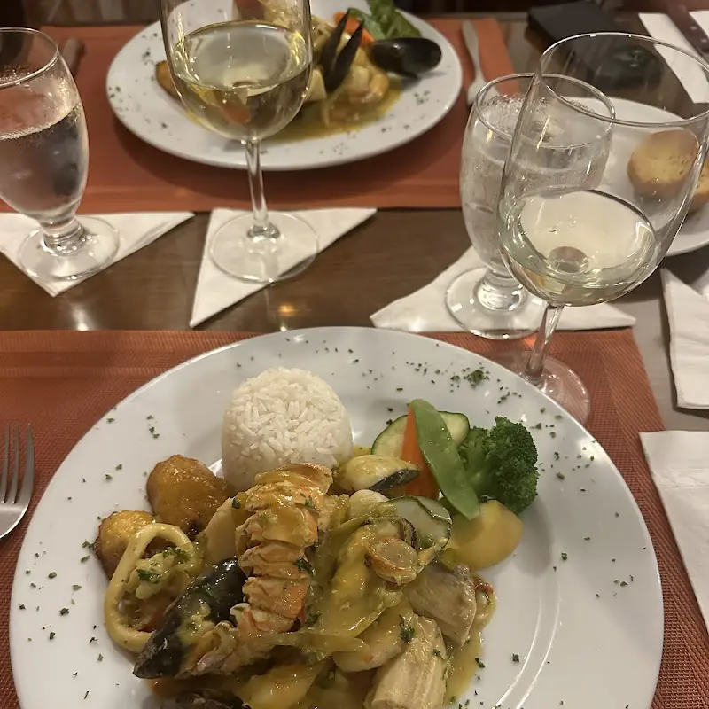 Pechuga Rellena con Camarones / Chicken Breast Stuffed with Shrimps