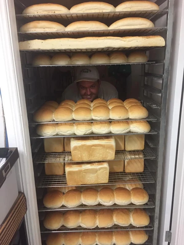 Whitey’s Pies/Smokoshed