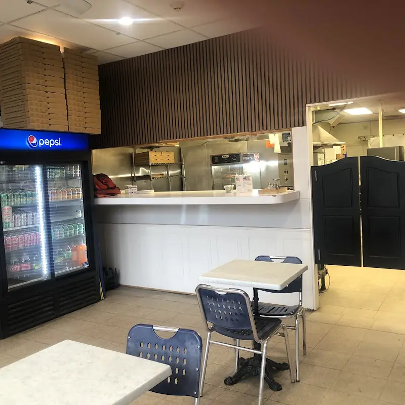 New Crossroads Pizza