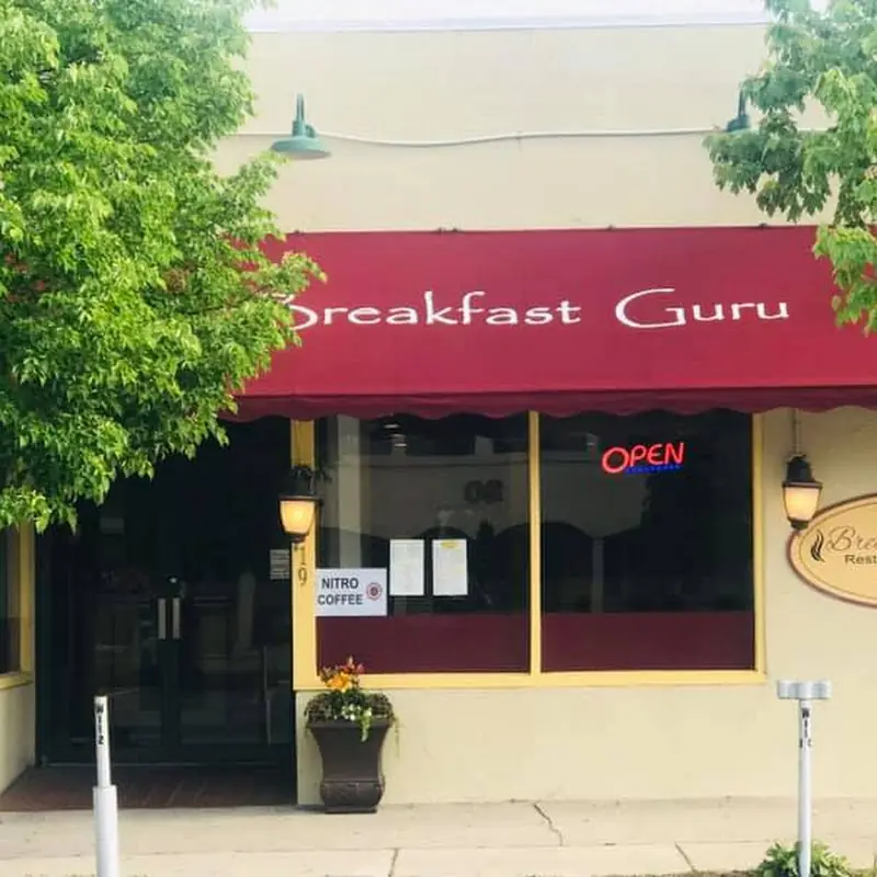 Breakfast Guru Restaurant & Bar