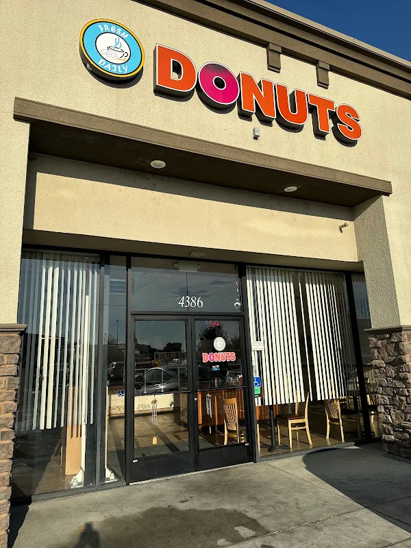 Sky's Donuts