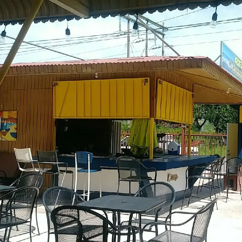 Relax El Chinchorro Guayanilla