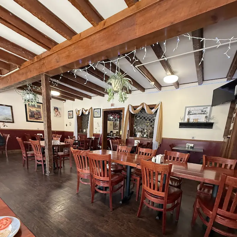 Gennaro's Italian Restaurant & Pizzeria