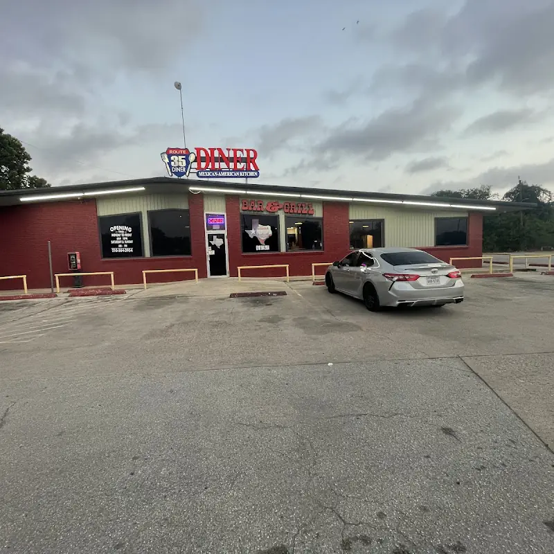 Route 35 Diner