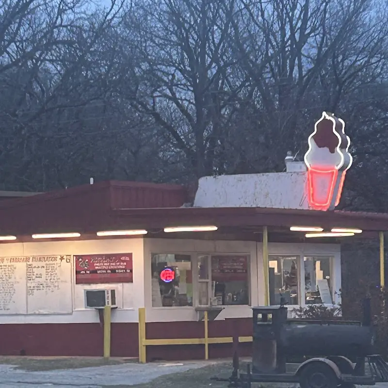 Pistol Pat's Family Diner on honey creek