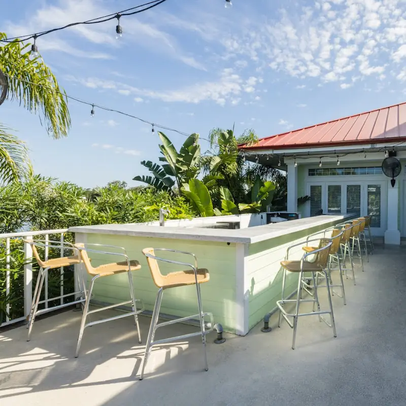Catches Waterfront Grille