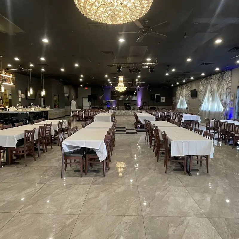 Layalina Restaurant & Lounge