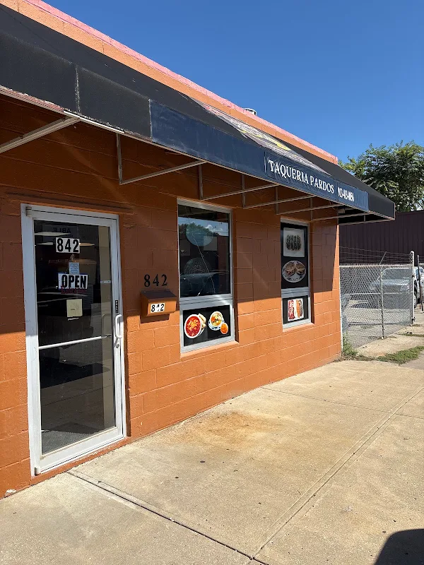 Pardos Taqueria