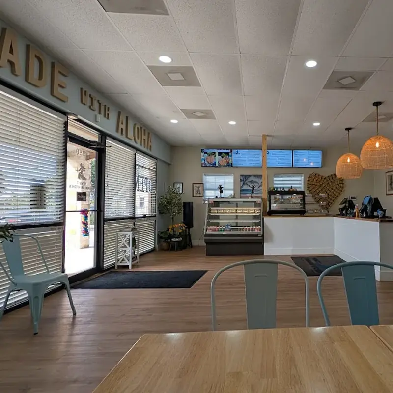 Howzit Hawaiian Kitchen