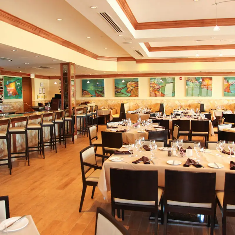 Alberto's on Fifth - Fine Italian Restaurant
