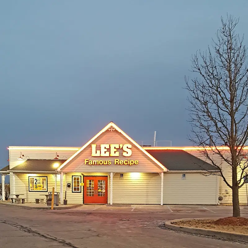Lee's Famous Recipe Chicken