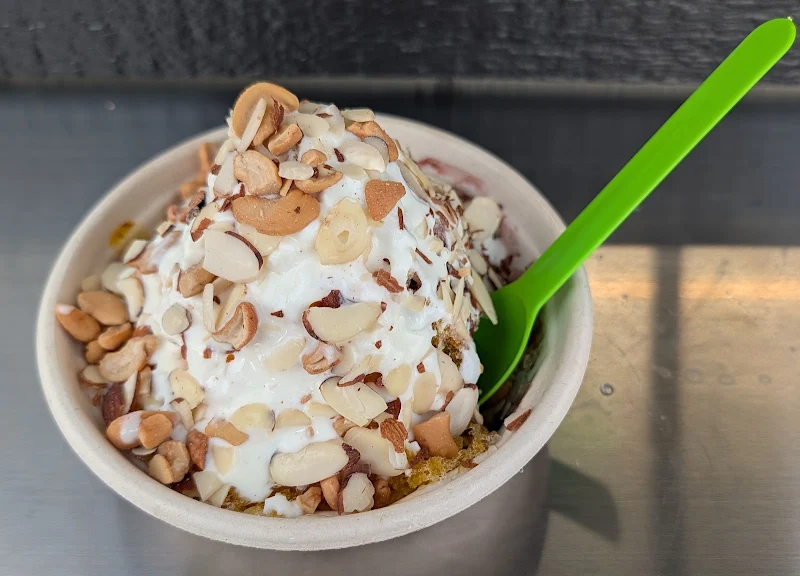 Gola Gaadi (Shaved Ice)