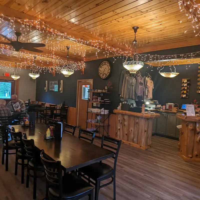 Timberwolf Inn & Restaurant
