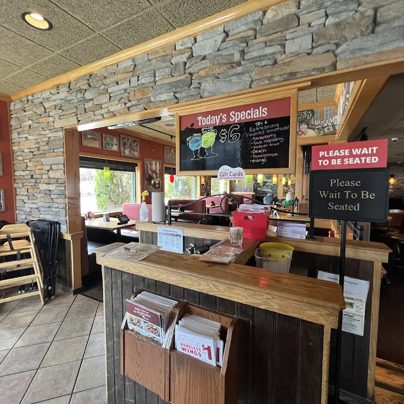 Applebee's Grill + Bar