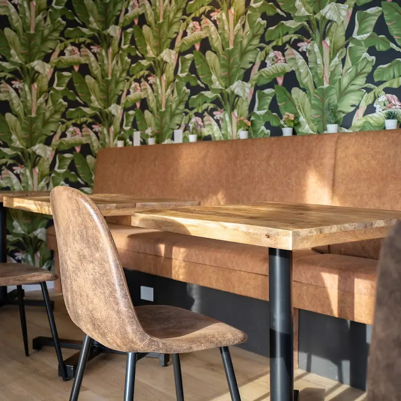 Reves Smoothie Cafe