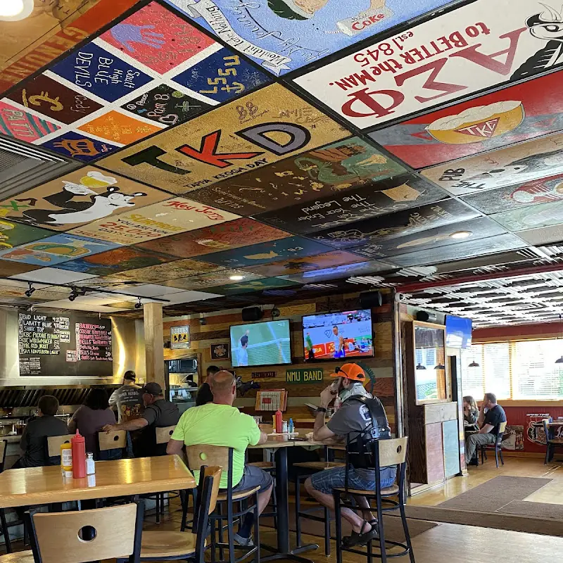 Stucko's Pub & Grill