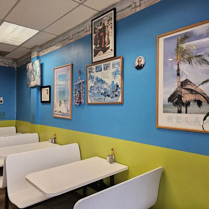 Tropical Salvadoreño Restaurant