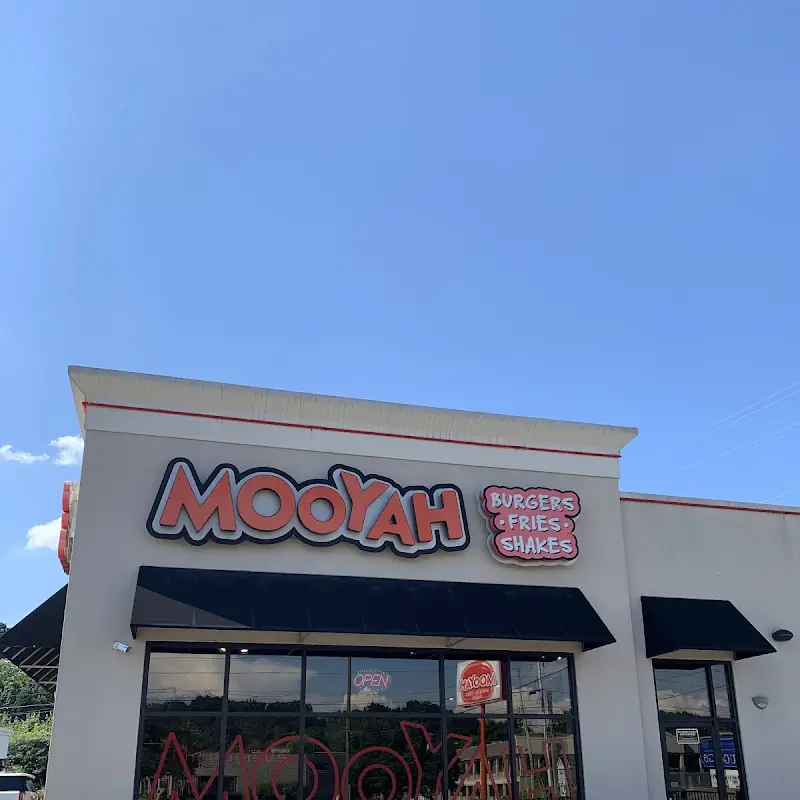MOOYAH Burgers, Fries & Shakes